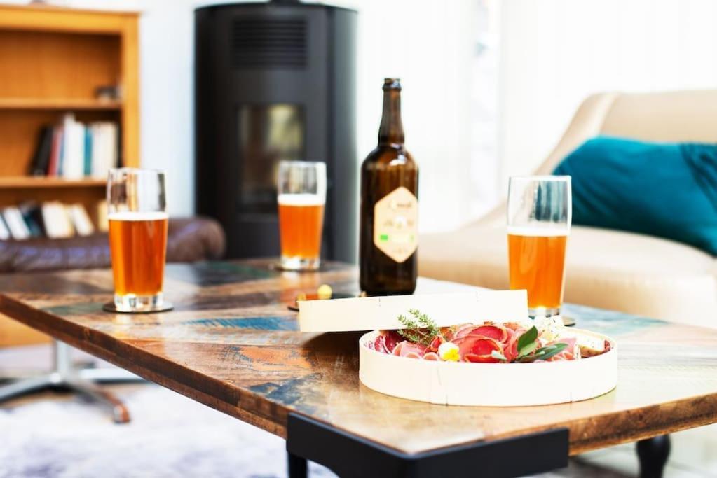 La Coquette ! Maison Au Coeur De La Bresse Avec Veranda Barbecue Garage Baby-Foot Et Barre De Son المظهر الخارجي الصورة
